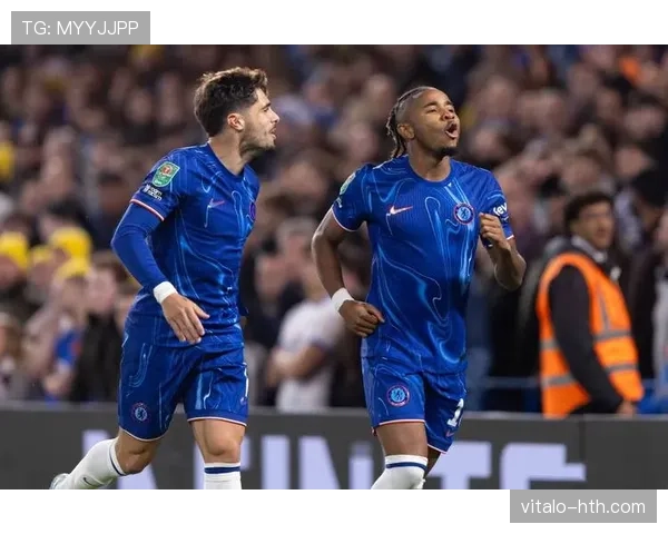 切尔西边路攻击表现稳健,继续筑牢冠军梦想的竞技状态 切尔西边路攻击表现稳健,继续筑牢冠军梦想的竞技状态