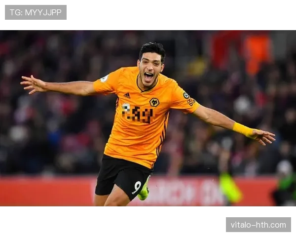 劳尔职业生涯解析：传奇前锋的辉煌轨迹与持续影响力