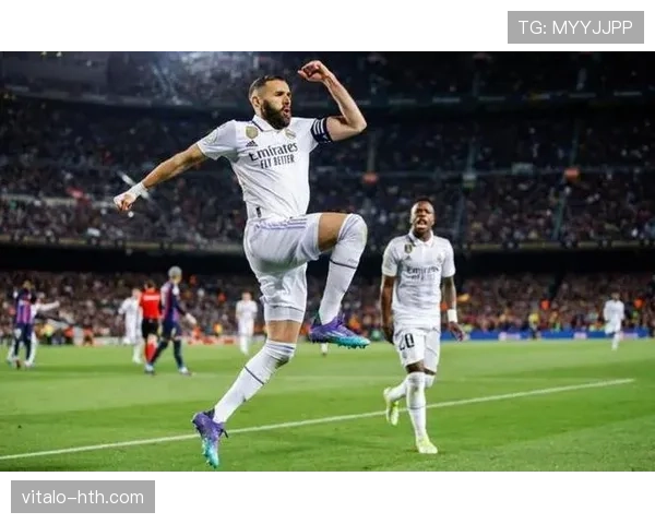 卡马文加与加维：新世代中场核心的战术角色与天赋对比分析